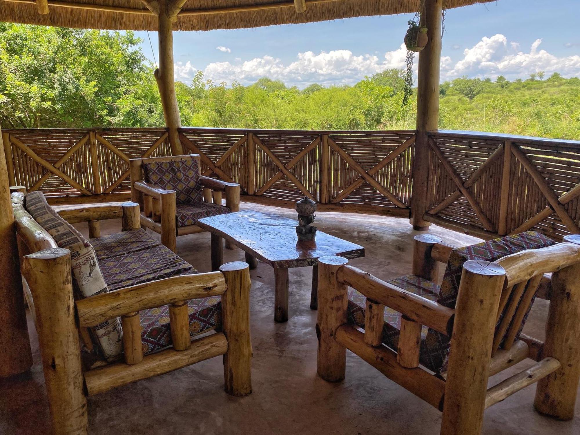 Murchison Falls Bamboo Village Paraa Kültér fotó